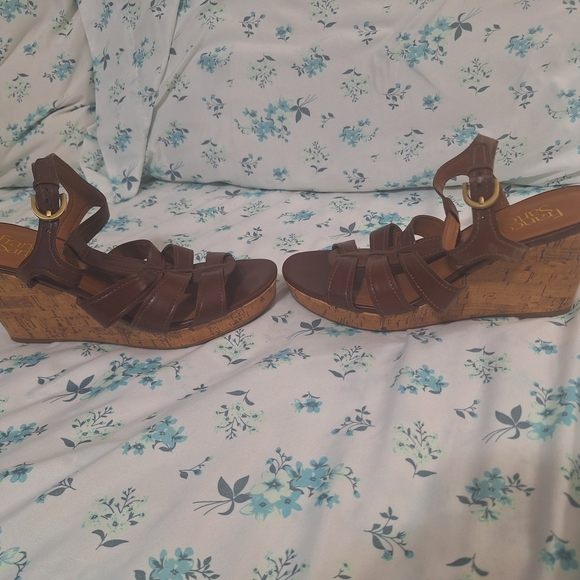 Franco Sarto Women's 8.5 Brown Leather Wedge Sandals |  Ankle Strap Platform - Picture 3 of 7